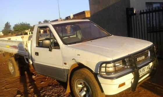 isuzu kb 260 petrol for sale