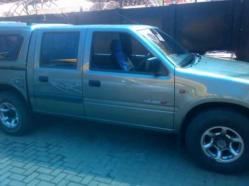Isuzu KB 280 DT LE PU DC