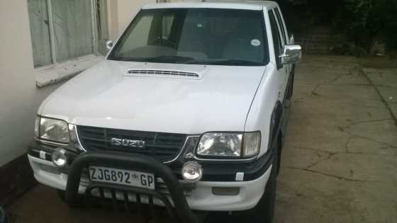 Isuzu Kb 300, 2002 model, R85000