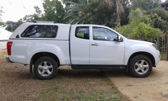 Isuzu KB 300 D-Teq Extended Cab