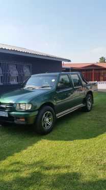 Isuzu KB220LE Double Cab FOR SALE