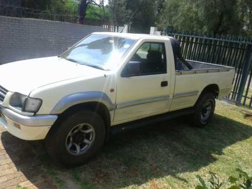 Isuzu kb280