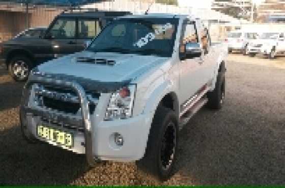 isuzu kb300