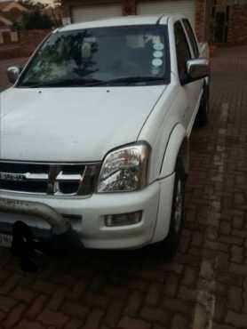 Isuzu kb300 double cab 4x4