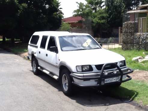 Isuzu KB320 LE DC 4X4