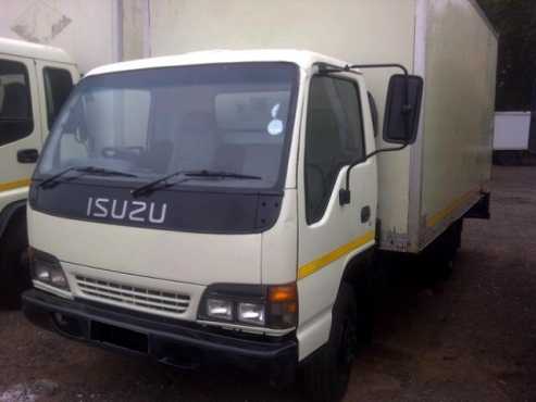 Isuzu NPR300 with volume body