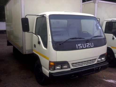 Isuzu NPR300 with volume body