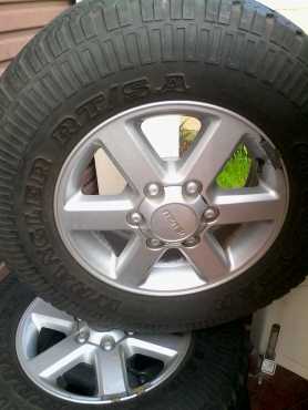 isuzu rims with new tyres