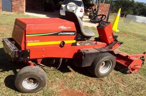 Jacobsen 628 turfcat diesel ride