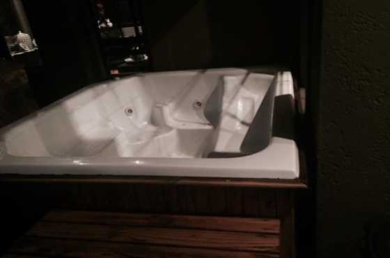 Jacuzzi for sale