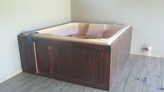 Jacuzzi for sale