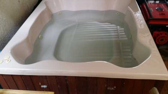 Jacuzzi hardly used