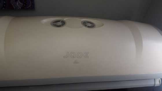 Jade Hapro sunbed