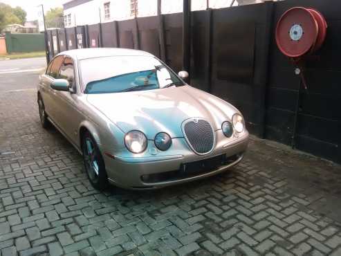 Jaguar s-type R 4.2