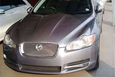 Jaguar XF 3.0 D LUXURY