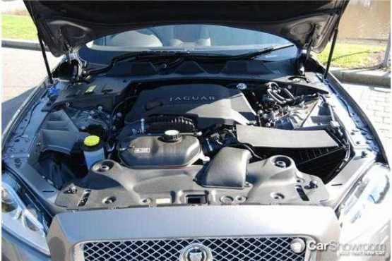 JAGUAR XF ENGINES