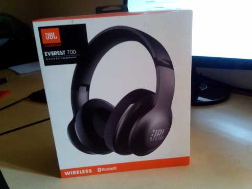 JBL Everest 700 Wireless Headphones