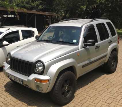 Jeep Cherokee 2.5 4x4 CRD limited