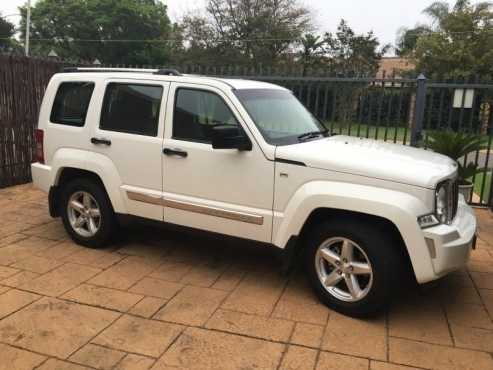 Jeep Cherokee 2.8 CRD AT