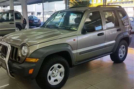 Jeep Cherokee 2.8 CRD (M)