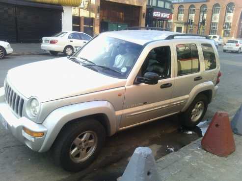 Jeep Cherokee 3.7 2002 model