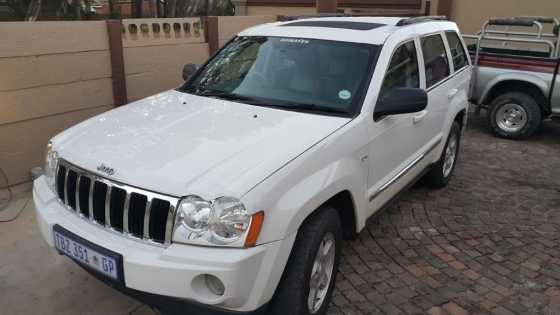 JEEP GRAND CHEROKEE 5.7l hemi v8