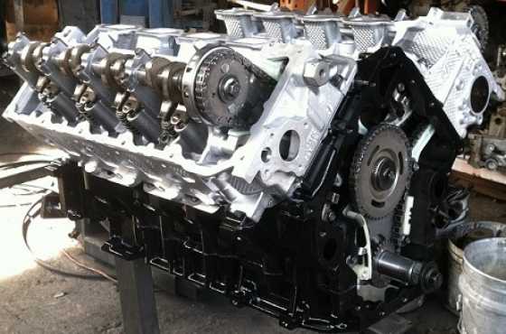 Jeep Grandcherokee 4.7L V8 Pistons and Conrods for sale  Contact 0764278509  Whatsapp 0764278509