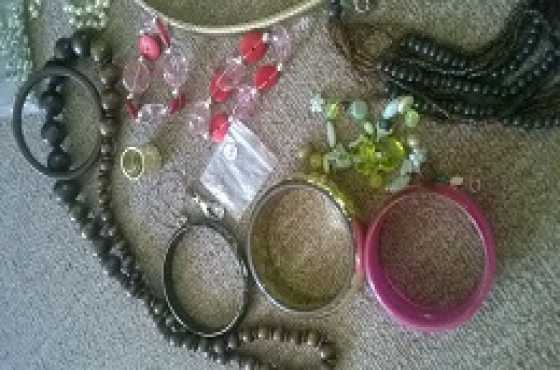 JEWELRY COLLECTION- HUGE LOT - 50 Items