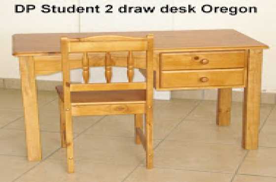 Jnr desk in oak