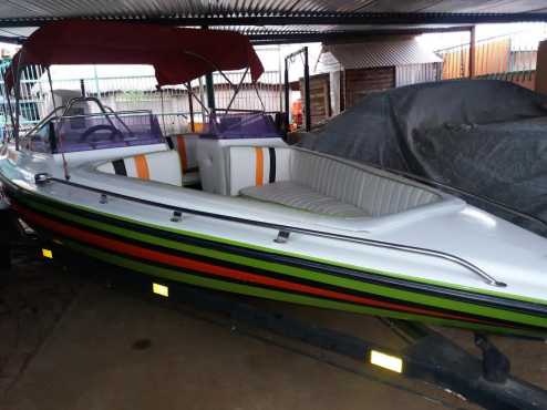 johnson225pleasureboatforsale