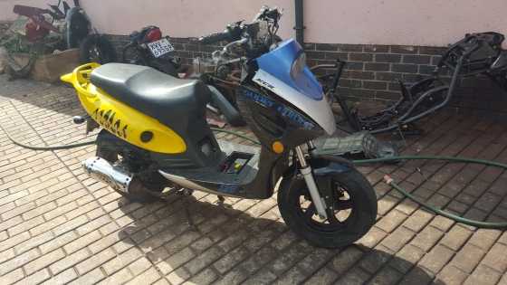 Jonway spray super edition 125cc  extras for sale