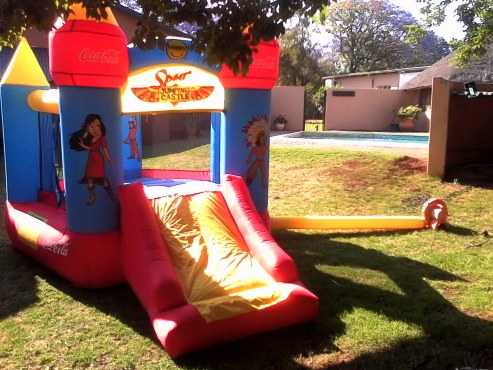 Jumping castle R3000