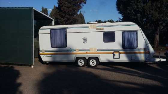 Jurgens Exclusive LT double axis caravan for sale