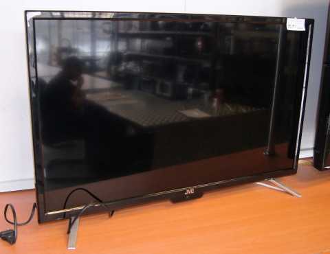 JVC 32 inch TV S017440A