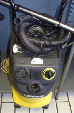 Karcher Wet and Dry Vacuum Clenaer S014500B