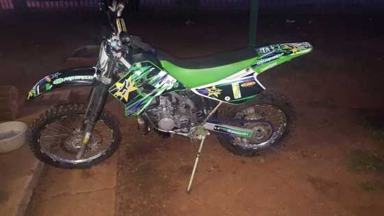 KAWASAKI KDX 200 (2006)