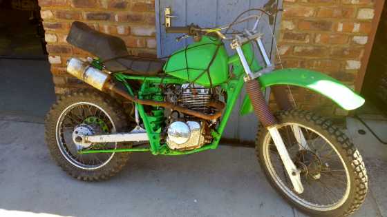 Kawasaki kdx 250 frame with a Honda 350cc