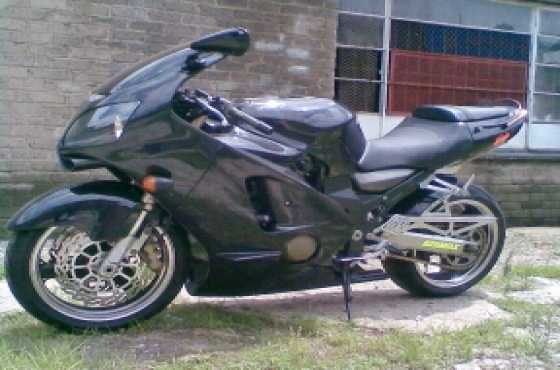 Kawasaki ZX12 Ninja