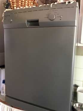 Kelvinator 12 place metallic