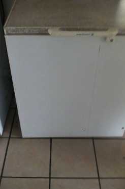 Kelvinator 210 liter Kis diepvries te koop