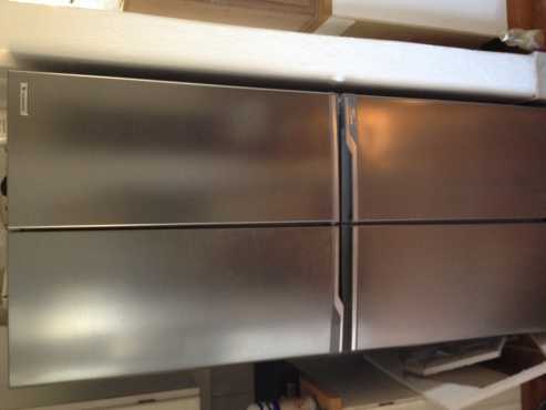 Kelvinator KIL520 4 door fridge freezer for sale