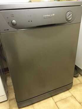 Kelvinator metallic diswasher