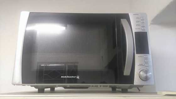 Kelvinator microwave