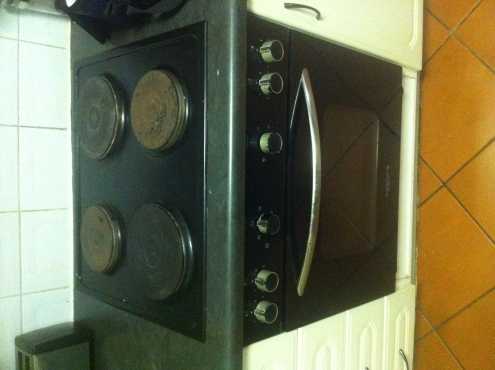 Kelvinator Oven, Hob and Extractor