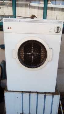 kelvinator tuimeldroer