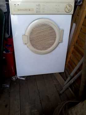 kelvinator tumble drier