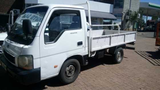 Kia 2.7  2003 model