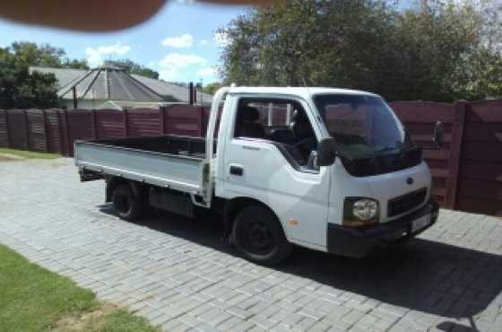 Kia k2700