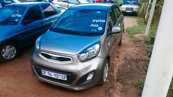 Kia picanto like new.