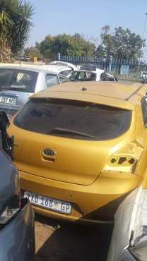 KIA PRO CEED STRIPPING FOR SPARES CALL